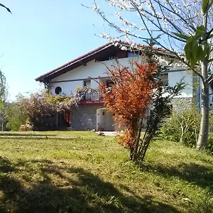  Сasa de vacaciones Mote